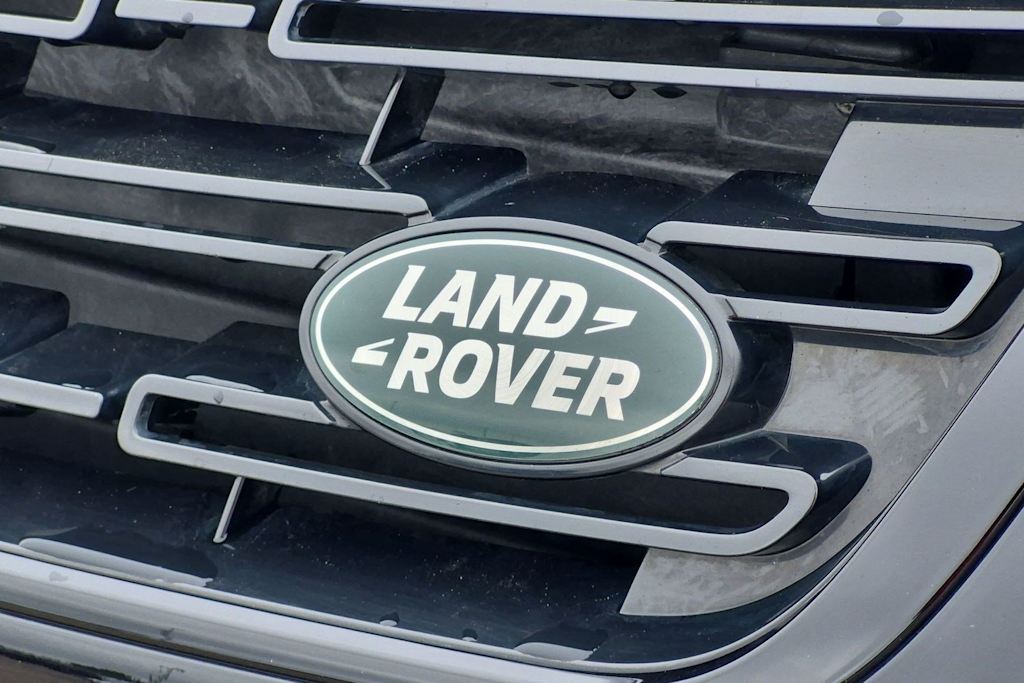 Thumbnail: 2026 Land Rover Range Rover Evoque - 6