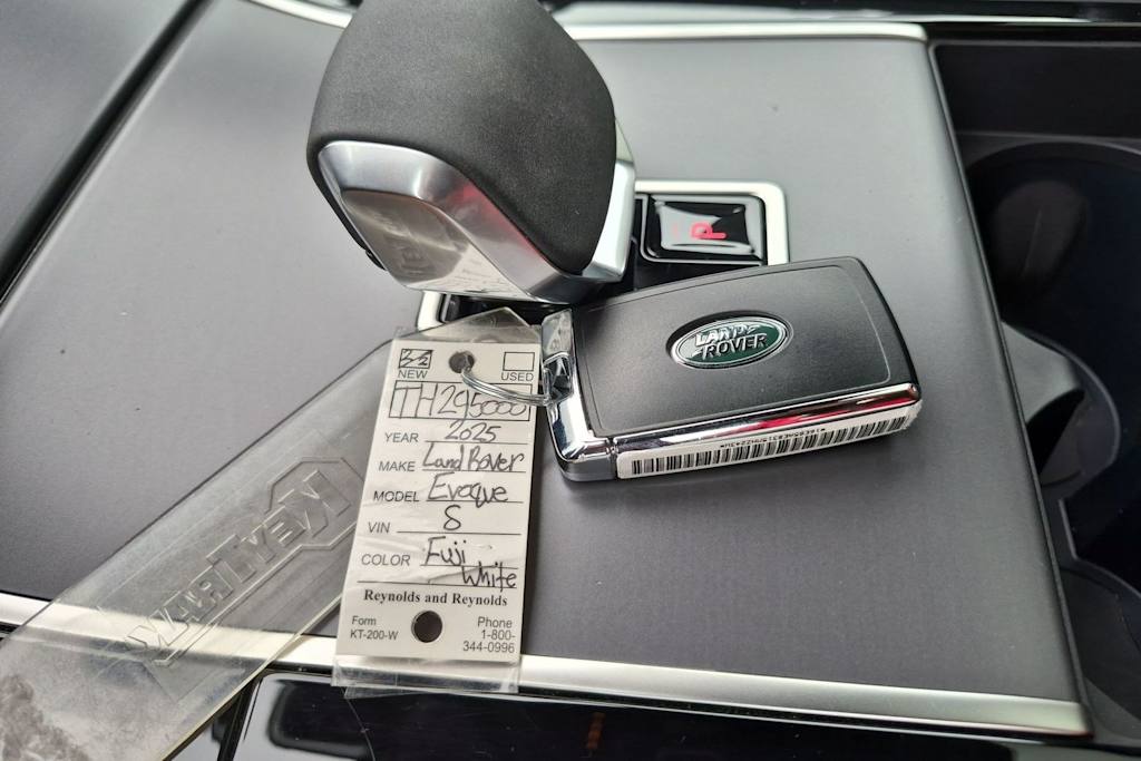 Thumbnail: 2026 Land Rover Range Rover Evoque - 19