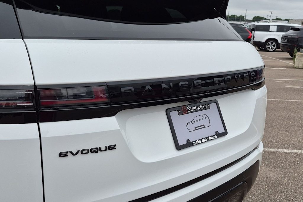 Thumbnail: 2026 Land Rover Range Rover Evoque - 26