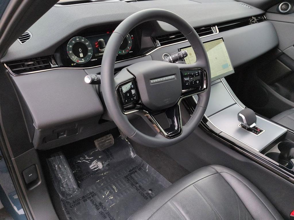 Thumbnail: 2025 Land Rover Range Rover Evoque - 2