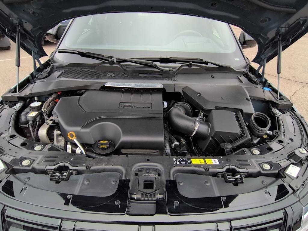 Thumbnail: 2025 Land Rover Range Rover Evoque - 8