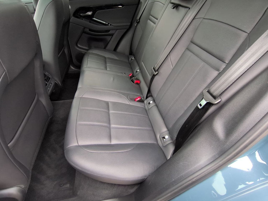 Thumbnail: 2025 Land Rover Range Rover Evoque - 27