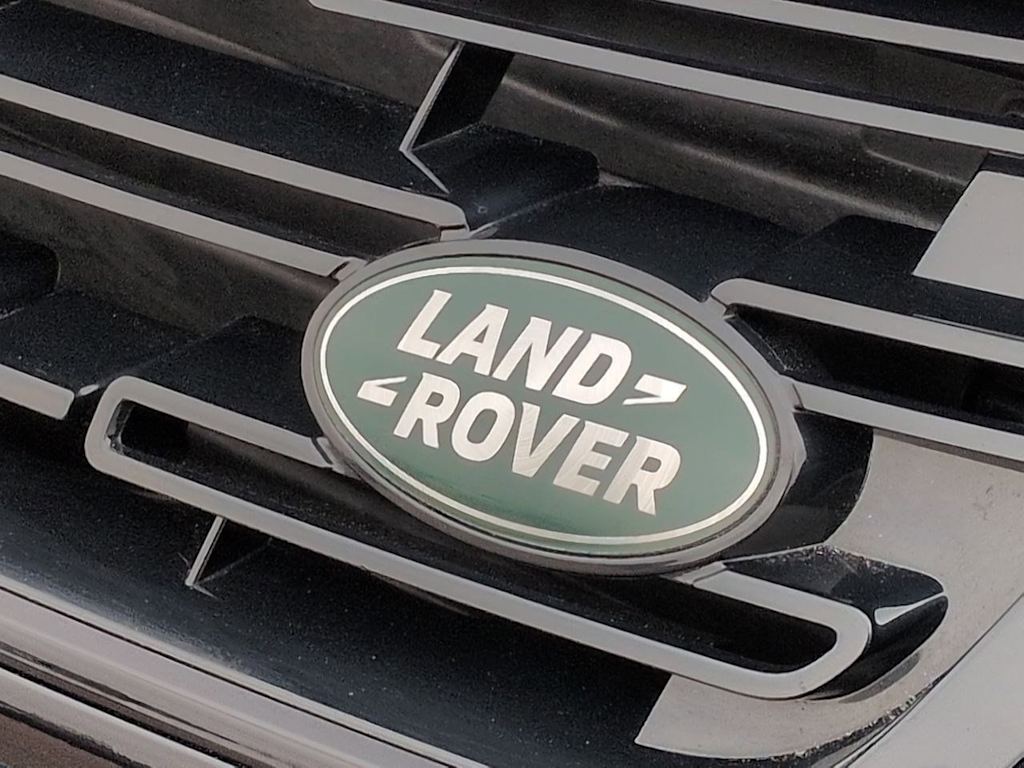 Thumbnail: 2025 Land Rover Range Rover Evoque - 6