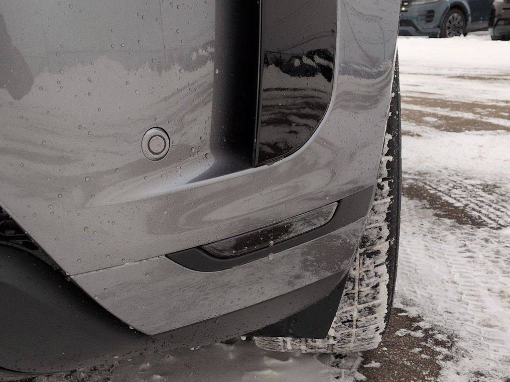 Thumbnail: 2026 Land Rover Range Rover Evoque - 7