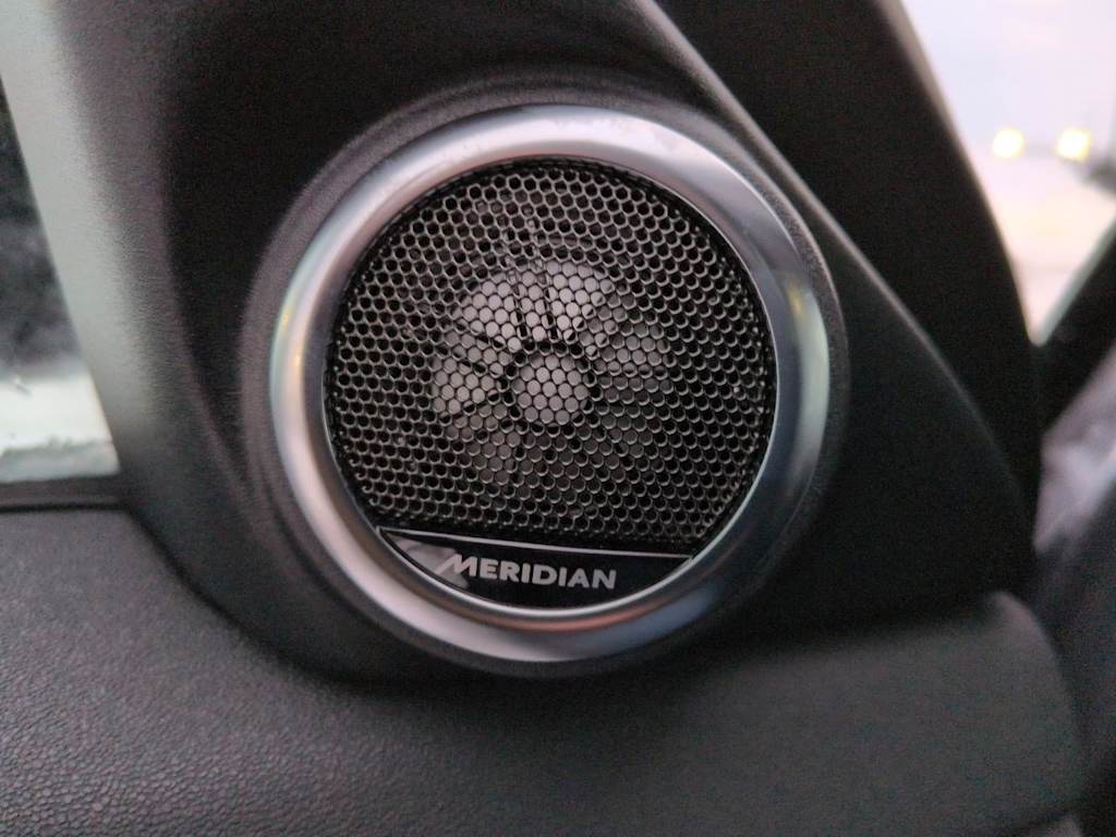 Thumbnail: 2026 Land Rover Range Rover Evoque - 32