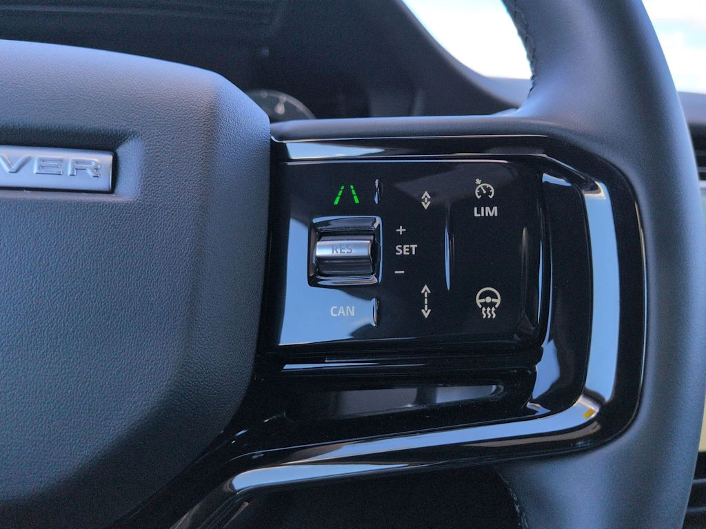 Thumbnail: 2026 Land Rover Range Rover Evoque - 30