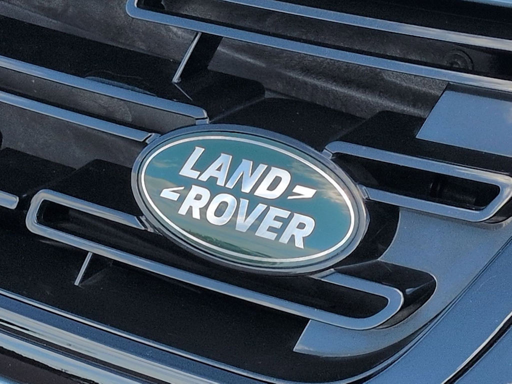 Thumbnail: 2026 Land Rover Range Rover Evoque - 6