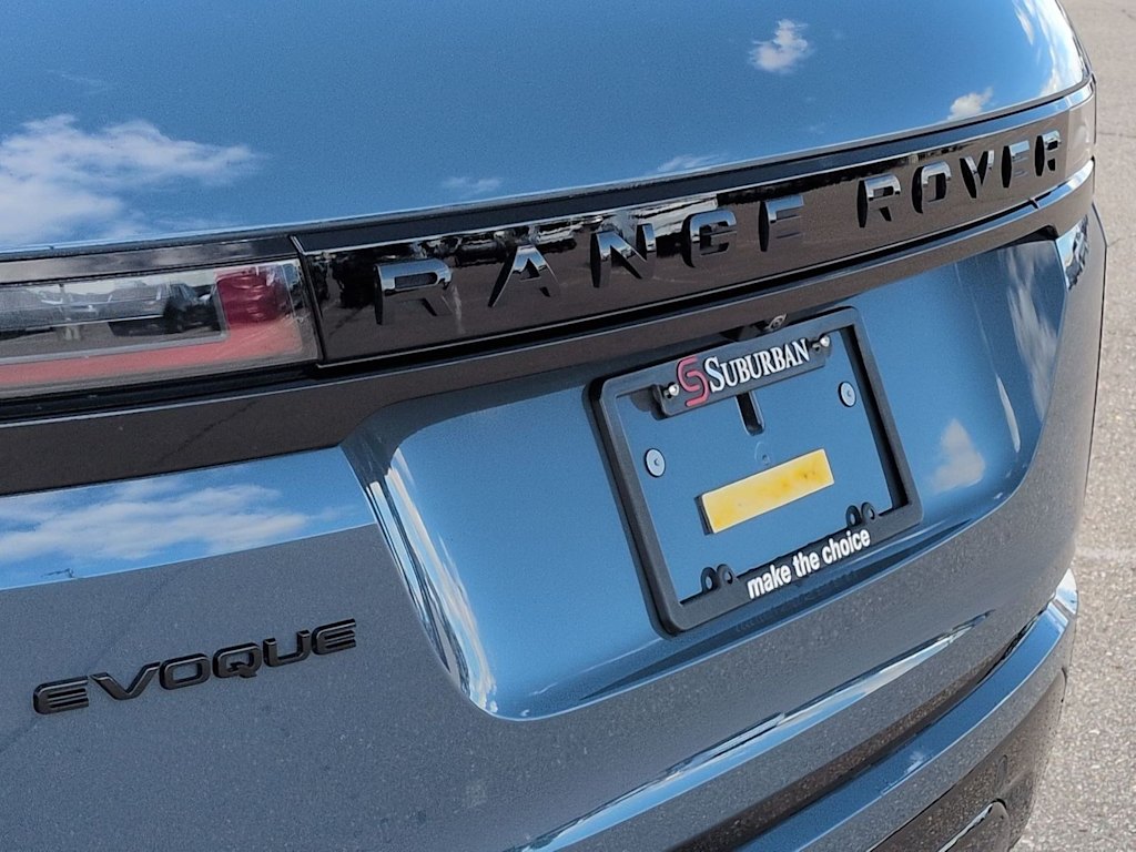 Thumbnail: 2026 Land Rover Range Rover Evoque - 24