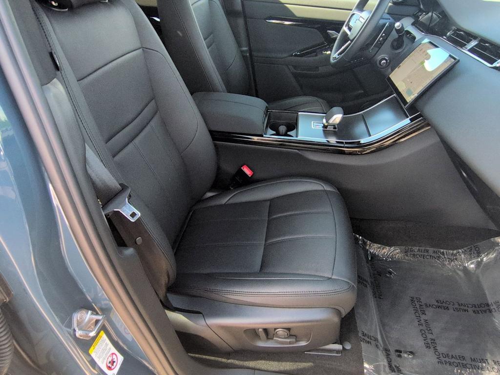Thumbnail: 2026 Land Rover Range Rover Evoque - 11