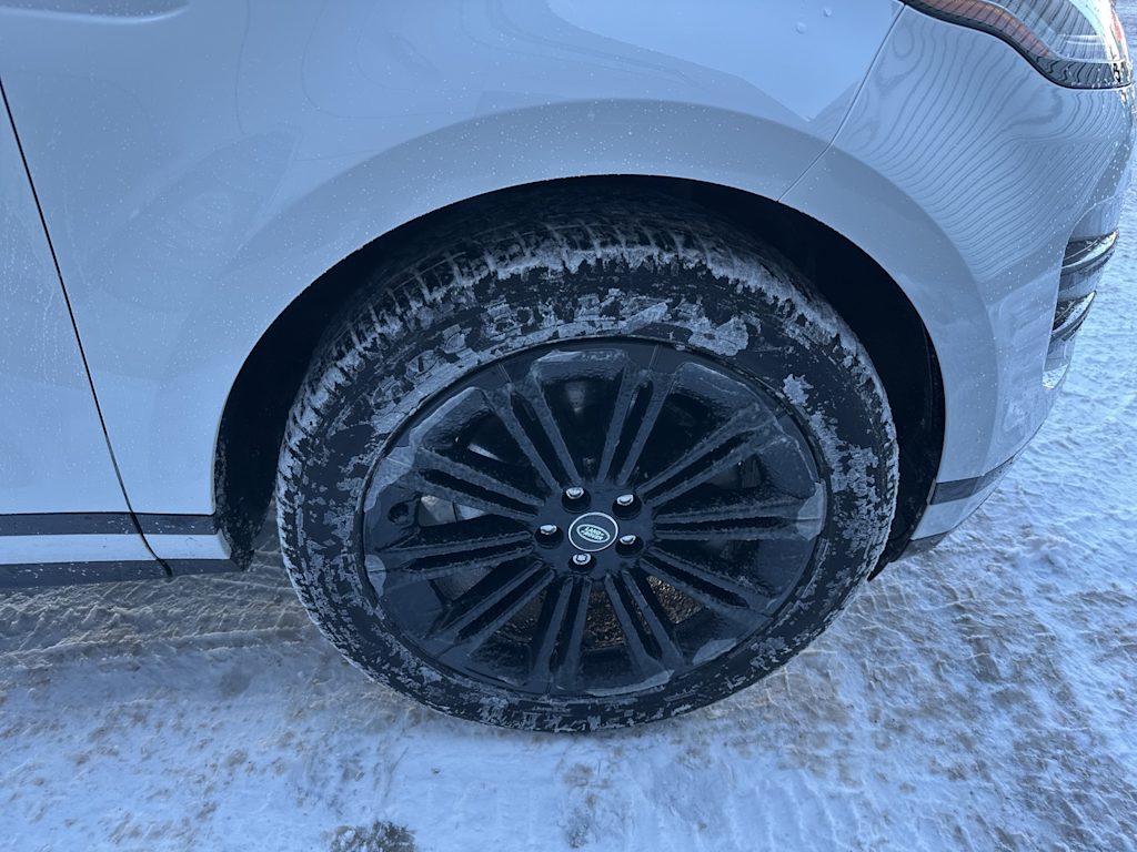 Thumbnail: 2025 Land Rover Range Rover Evoque - 17