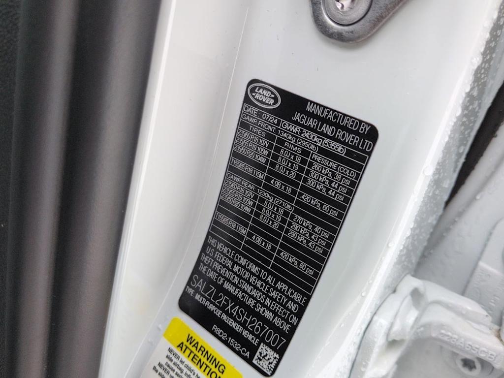 Thumbnail: 2025 Land Rover Range Rover Evoque - 19