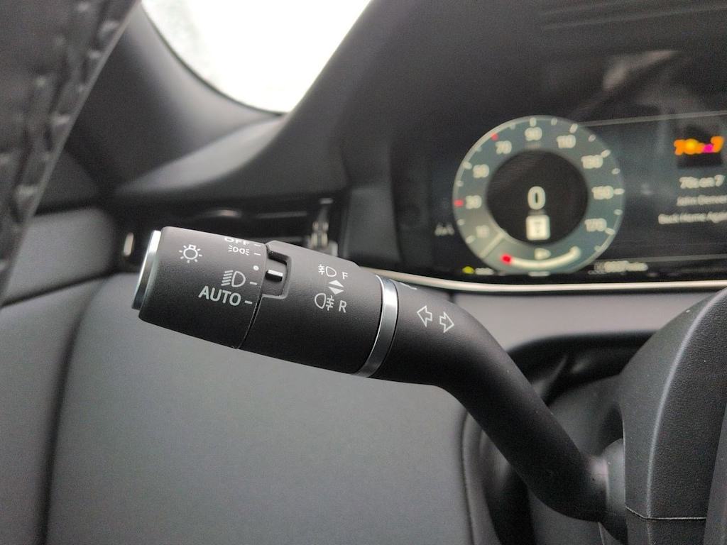 Thumbnail: 2025 Land Rover Range Rover Evoque - 34