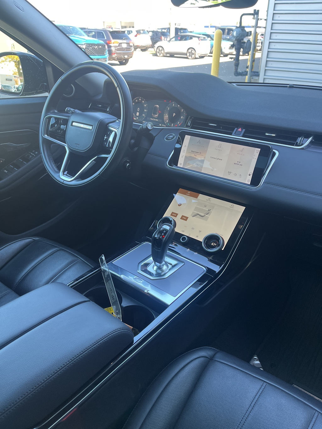 Thumbnail: 2023 Land Rover Range Rover Evoque - 2