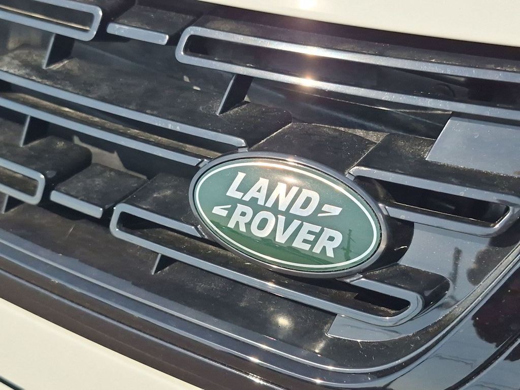 Thumbnail: 2026 Land Rover Range Rover Evoque - 3