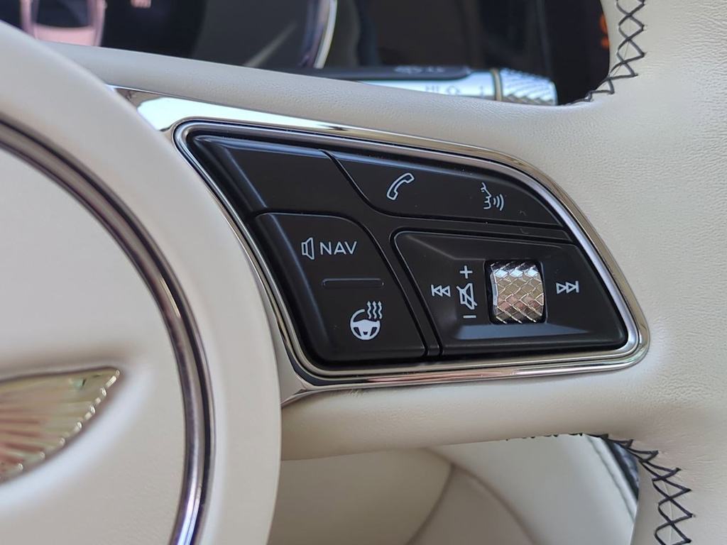 Thumbnail: 2022 Bentley Flying Spur - 31