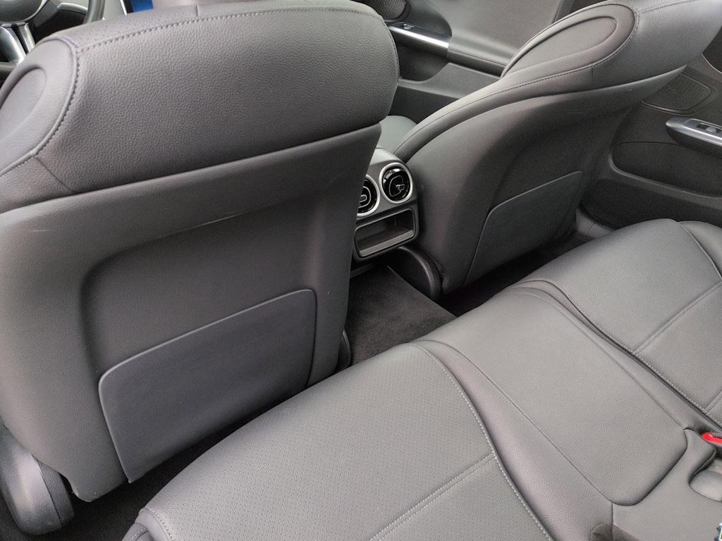 Thumbnail: 2025 Mercedes-Benz C-Class - 13