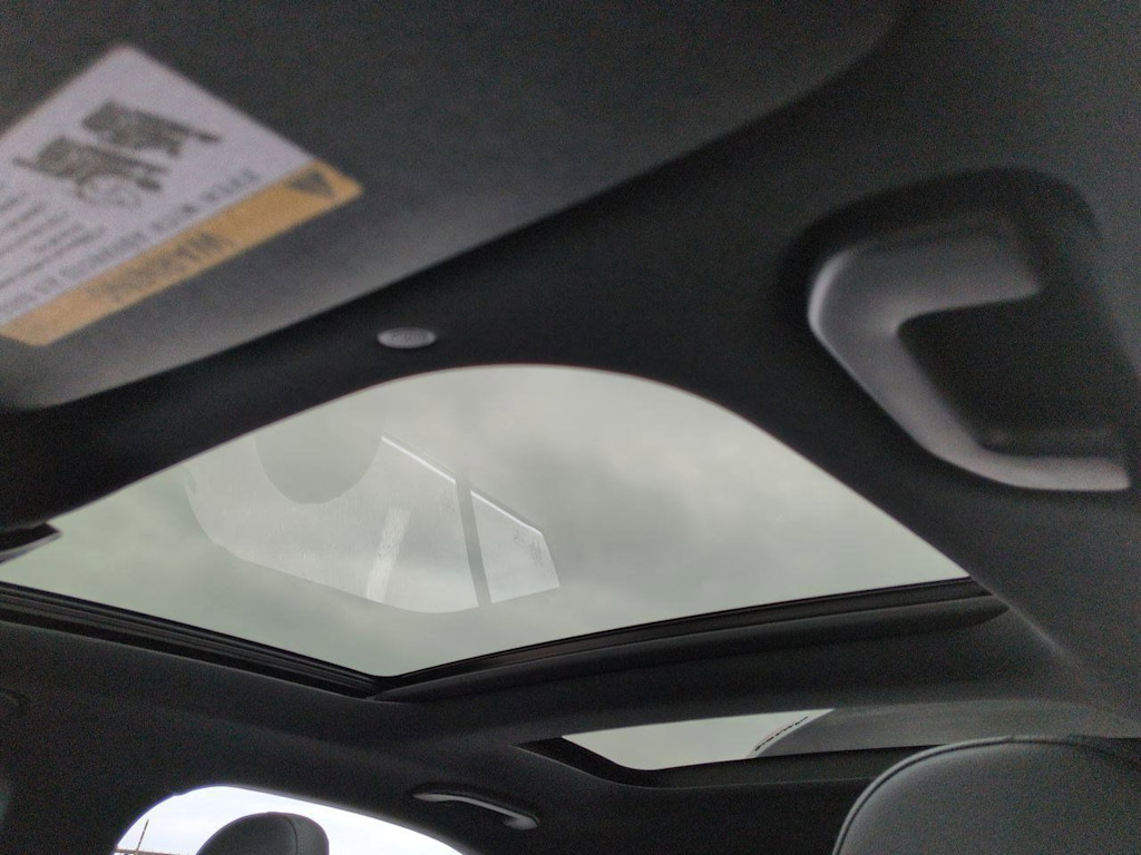 Thumbnail: 2025 Mercedes-Benz C-Class - 26