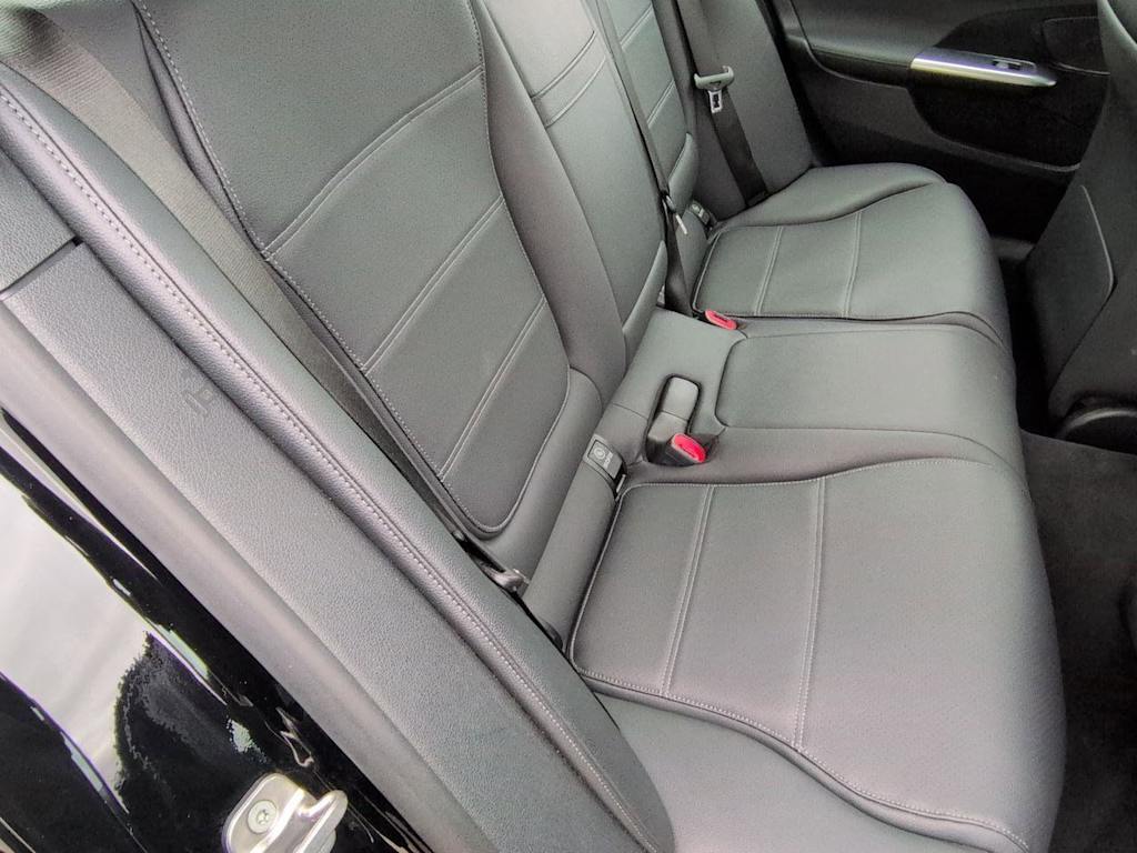 Thumbnail: 2025 Mercedes-Benz C-Class - 12