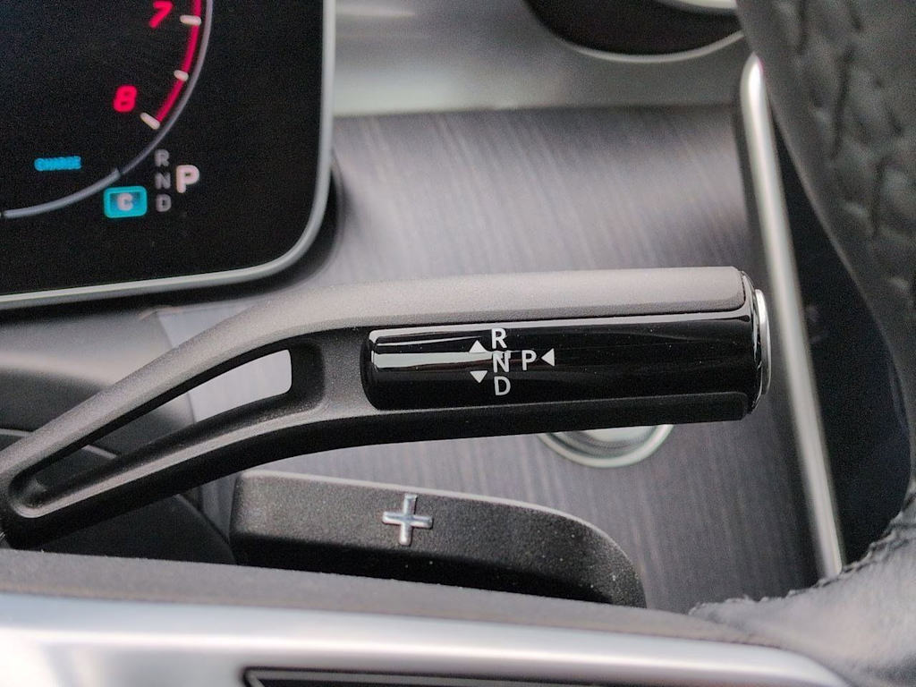 Thumbnail: 2025 Mercedes-Benz C-Class - 36