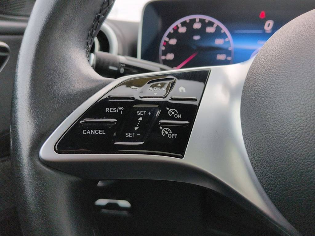 Thumbnail: 2025 Mercedes-Benz C-Class - 30