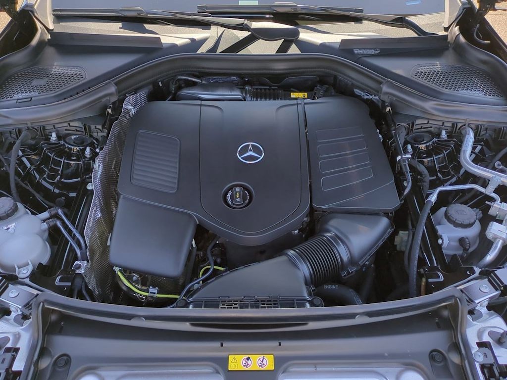 2024 Mercedes-Benz GLC 300 9