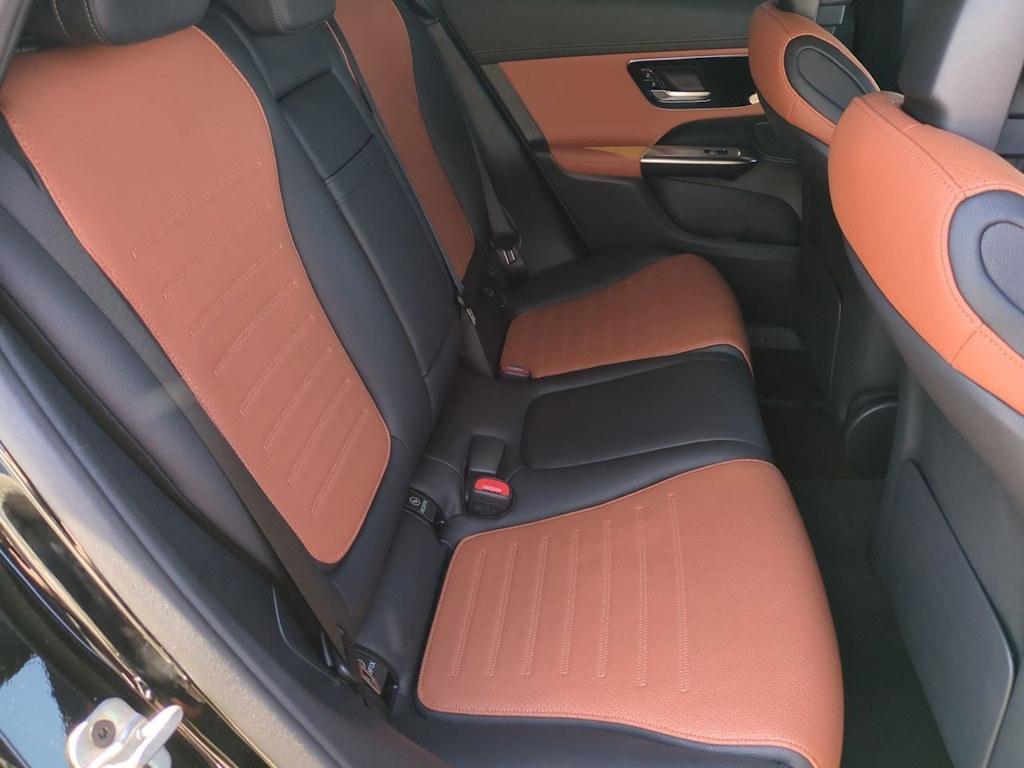 2024 Mercedes-Benz GLC 300 26