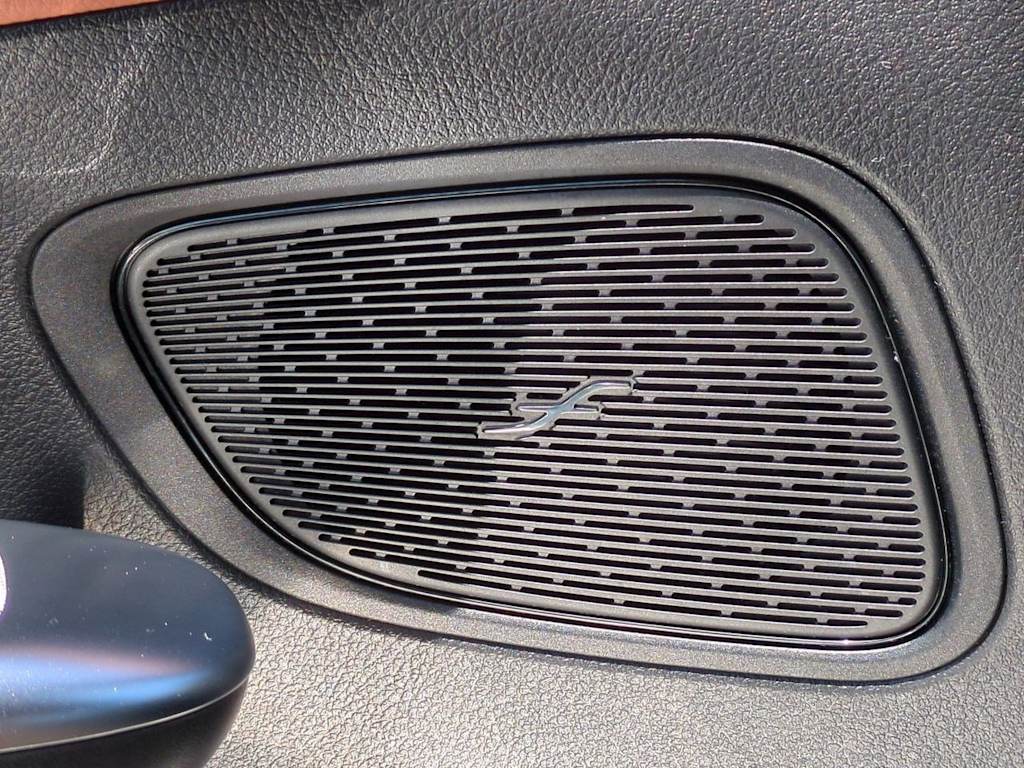 2024 Mercedes-Benz GLC 300 33