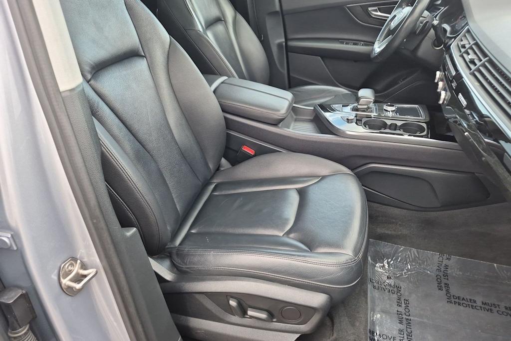 Thumbnail: 2019 Audi Q7 - 12