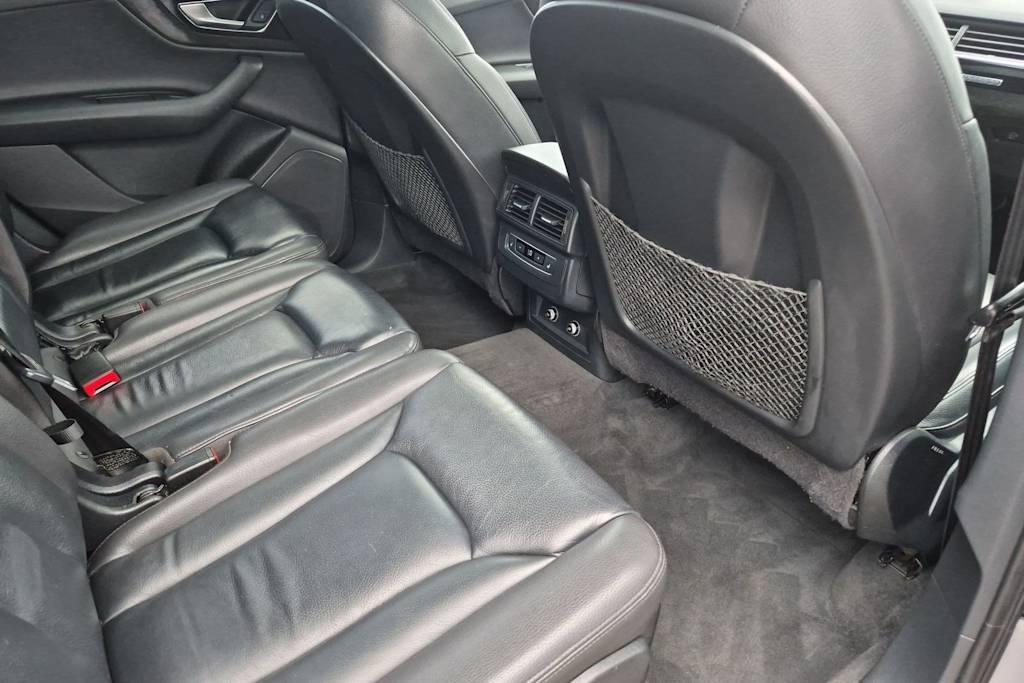 Thumbnail: 2019 Audi Q7 - 13