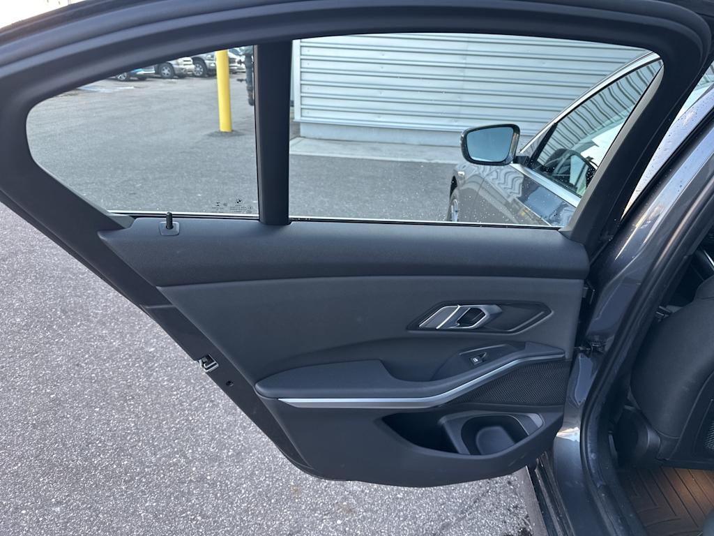 Thumbnail: 2019 BMW 3 Series - 22