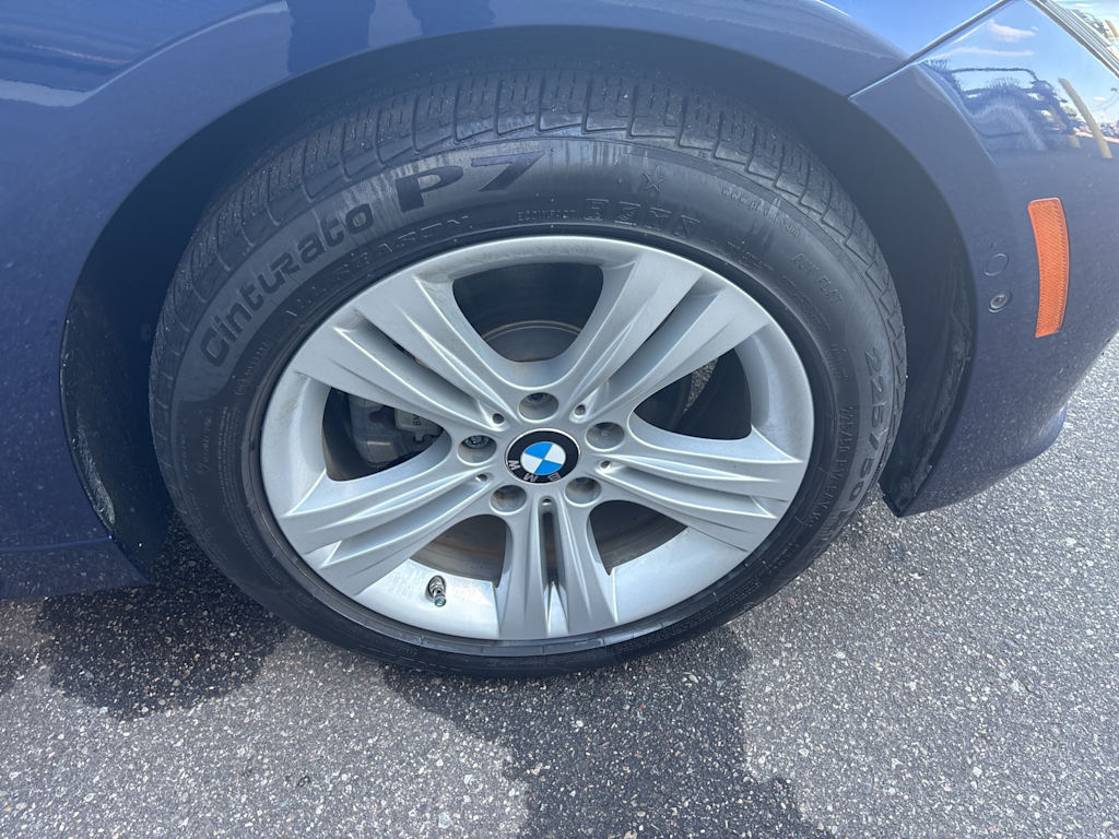 Thumbnail: 2016 BMW 3 Series - 21