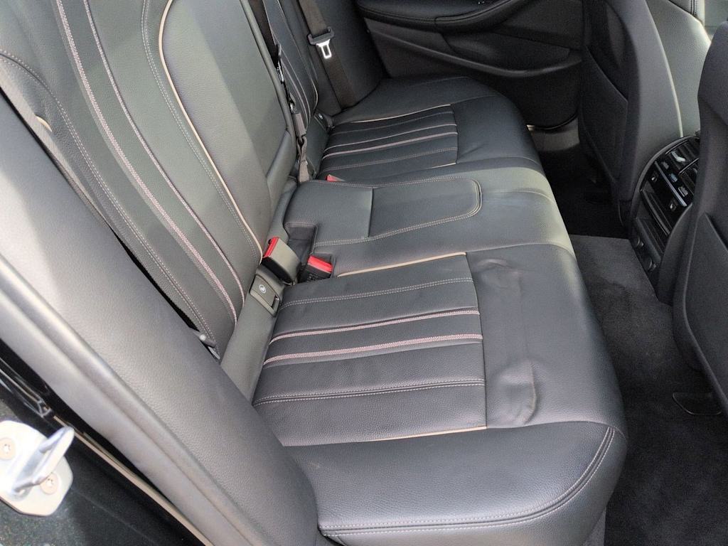 Thumbnail: 2019 BMW 5 Series - 28