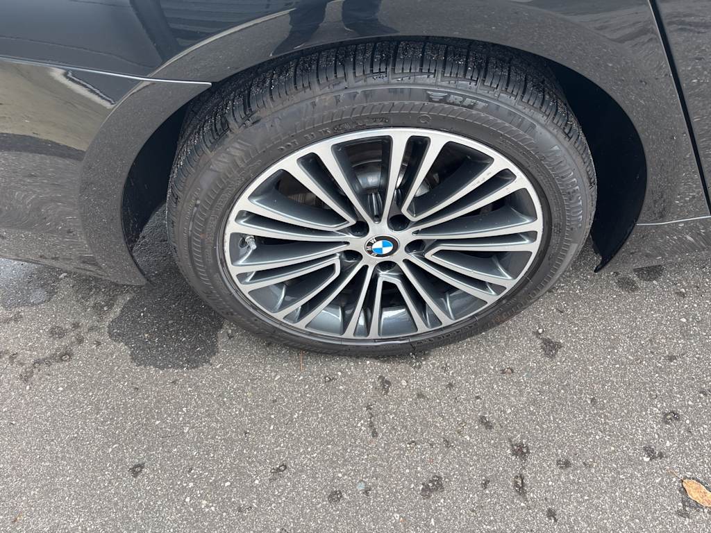 Thumbnail: 2020 BMW 5 Series - 23
