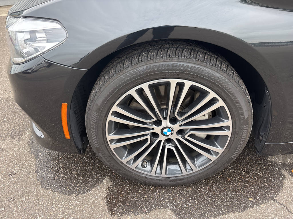 Thumbnail: 2020 BMW 5 Series - 8