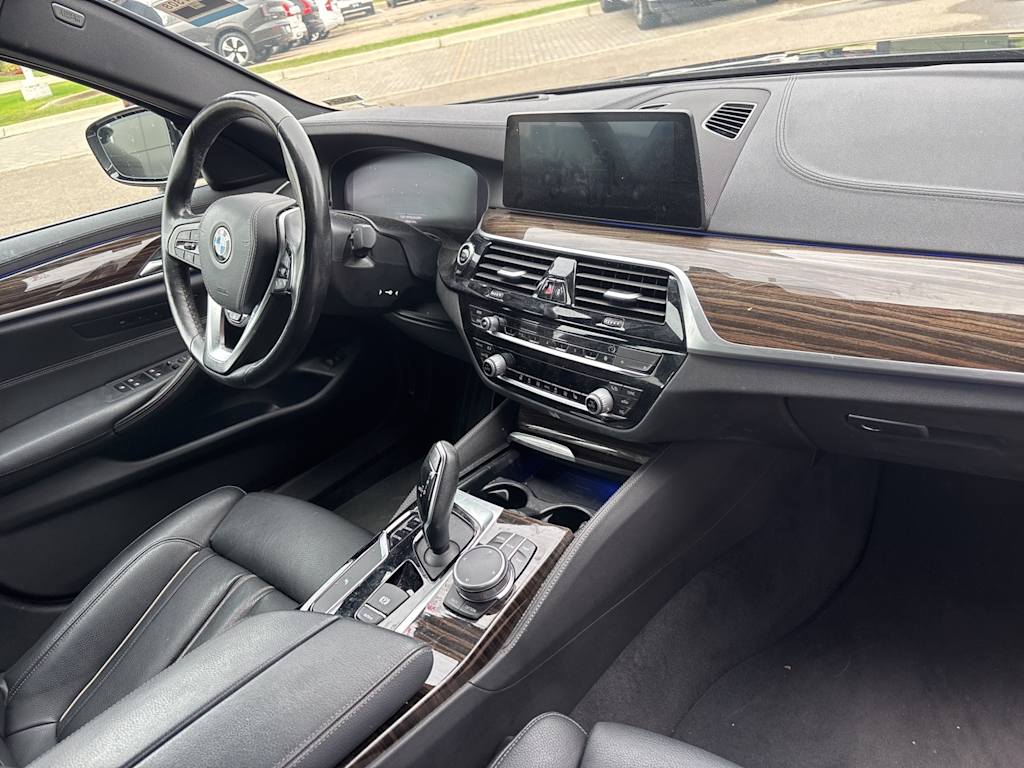 Thumbnail: 2020 BMW 5 Series - 2