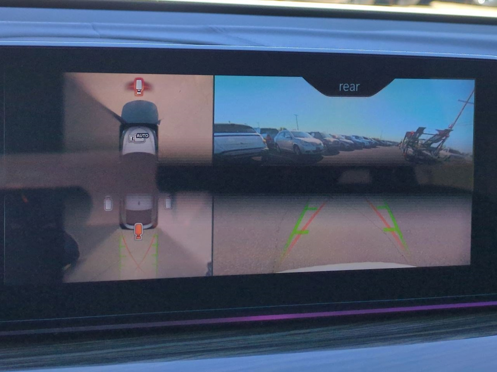 Thumbnail: 2018 BMW 6 Series - 35