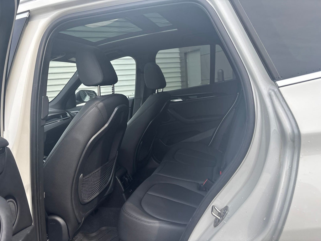 Thumbnail: 2021 BMW X1 - 6