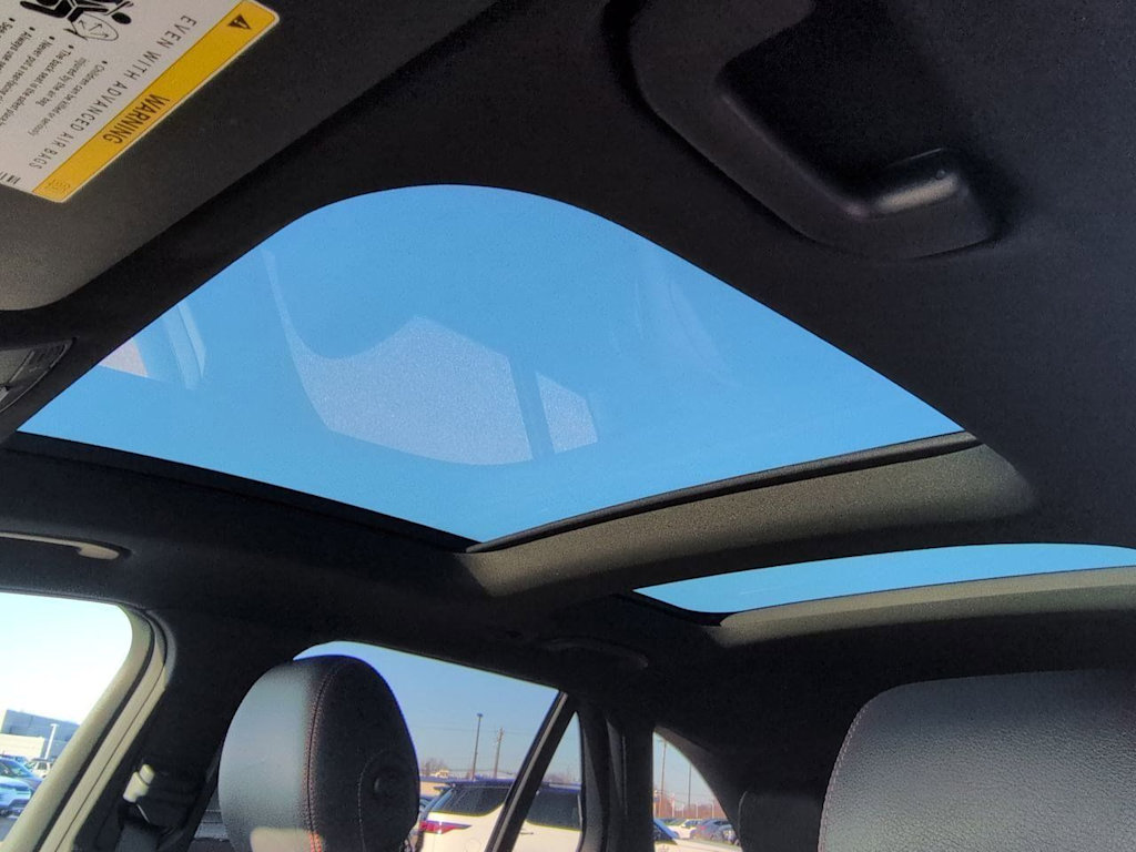 Thumbnail: 2019 Mercedes-Benz GLC - 26