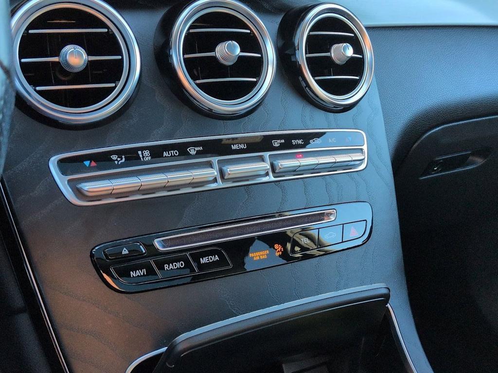 Thumbnail: 2019 Mercedes-Benz GLC - 33