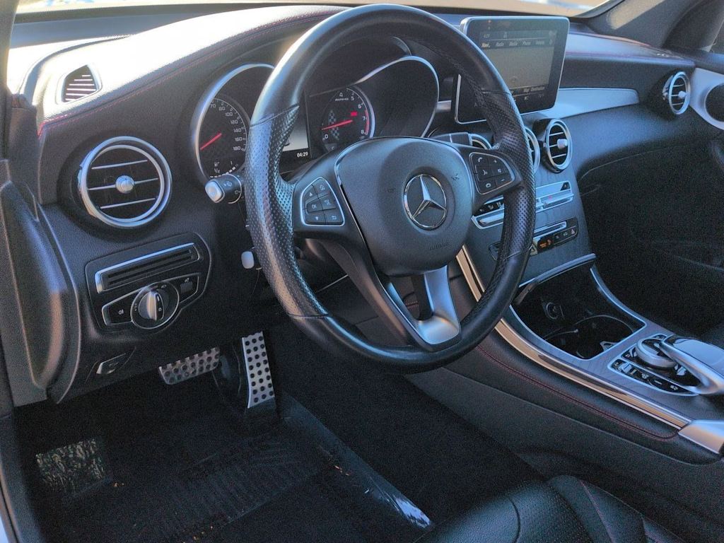 Thumbnail: 2019 Mercedes-Benz GLC - 2