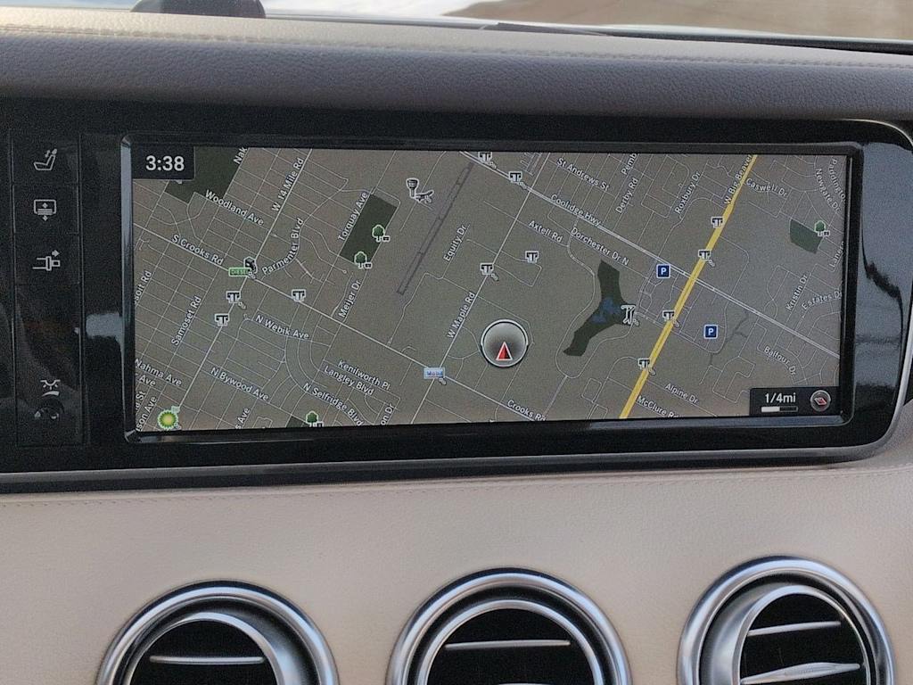 Thumbnail: 2016 Mercedes-Benz S-Class - 12