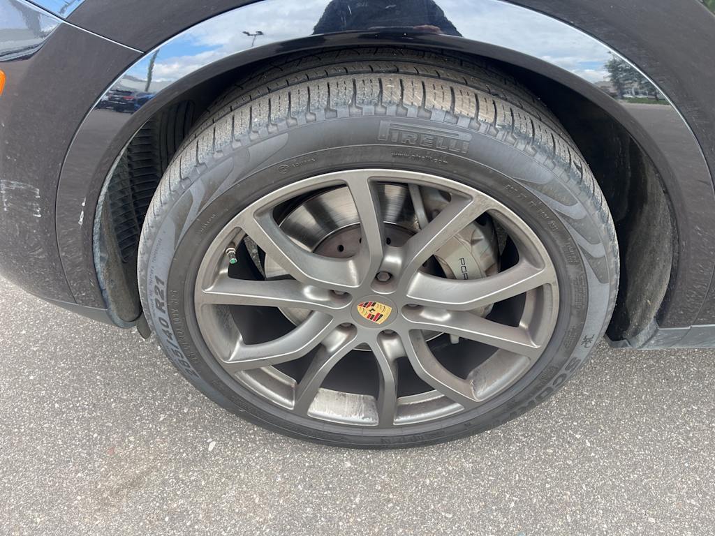 Thumbnail: 2022 Porsche Cayenne - 5
