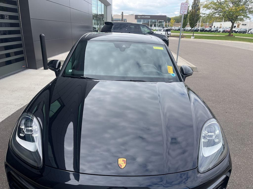 Thumbnail: 2022 Porsche Cayenne - 6