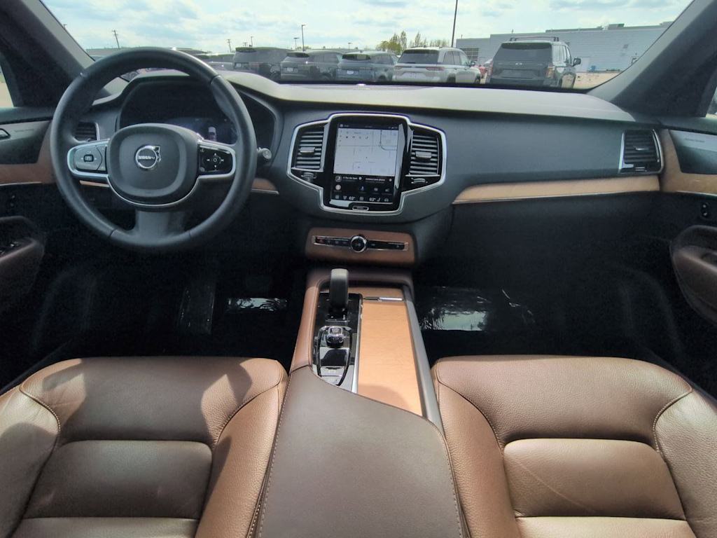 Thumbnail: 2023 Volvo XC90 - 10