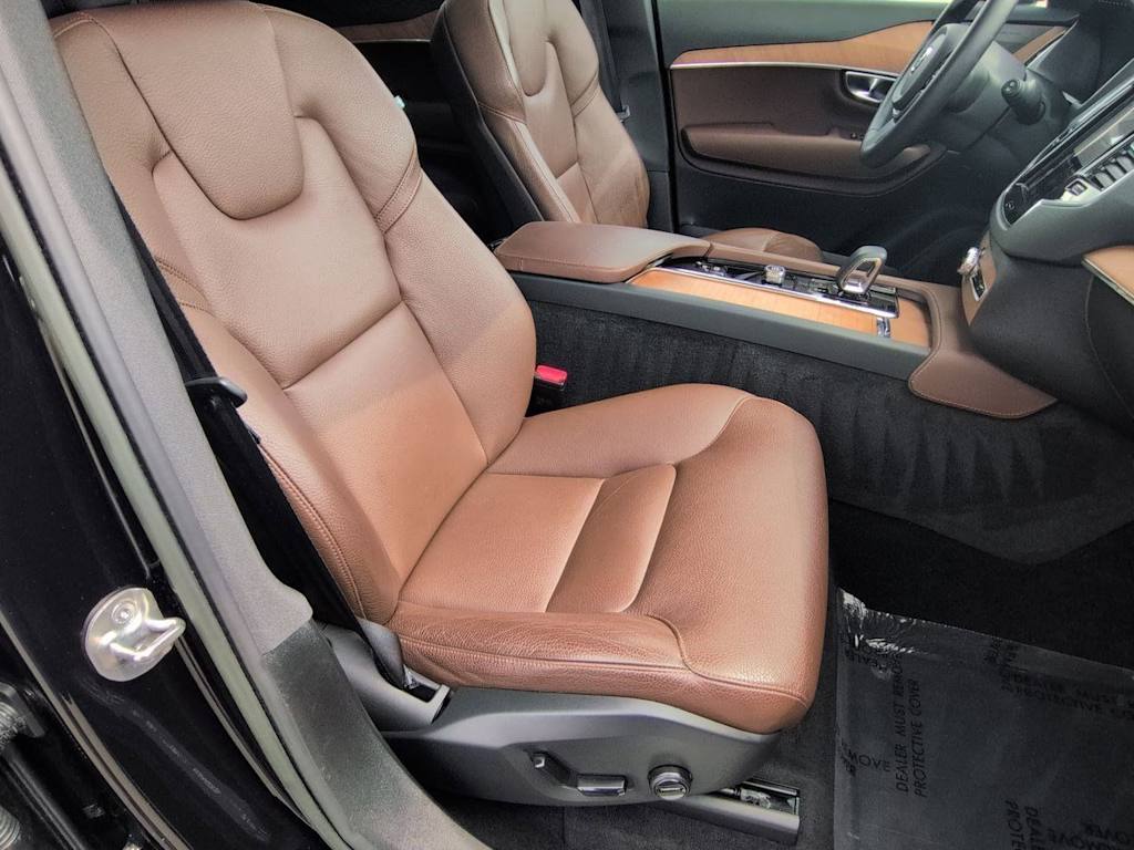 Thumbnail: 2023 Volvo XC90 - 12