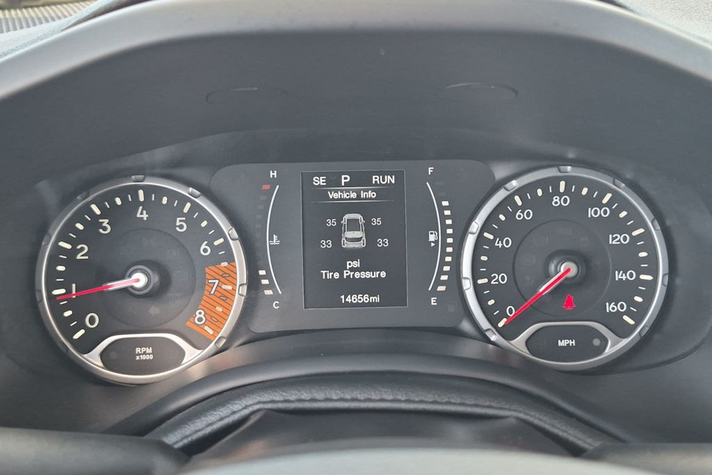 Thumbnail: 2022 Jeep Renegade - 17