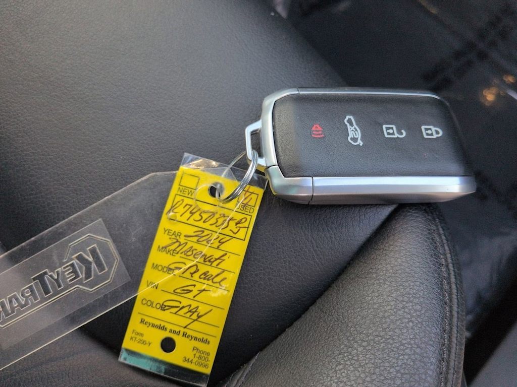 Thumbnail: 2024 Maserati Grecale - 18