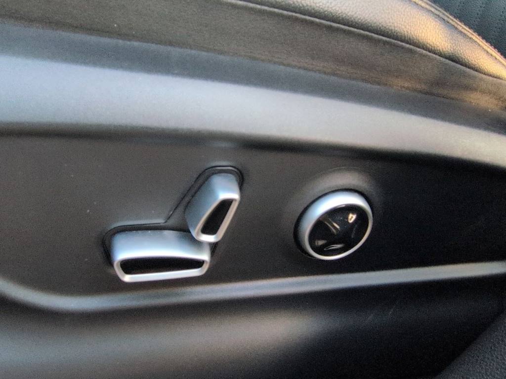 Thumbnail: 2024 Maserati Grecale - 25