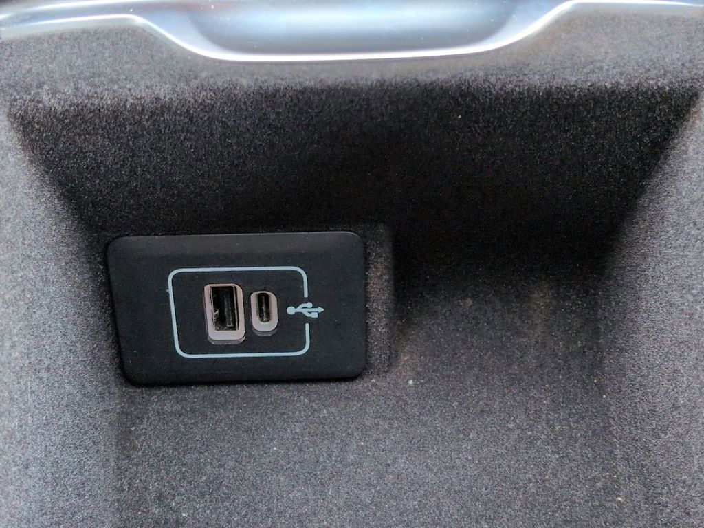 Thumbnail: 2024 Maserati Grecale - 34