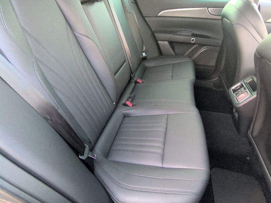 Thumbnail: 2024 Maserati Grecale - 27